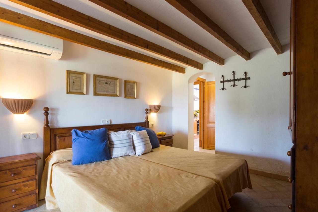Ullal - Rural Charm Approx 73000 Meters And Outdoor Adventure Agritourism With Private Mountain Path Approximately 5 Minutes Walking From The Ideal For Relaxation *