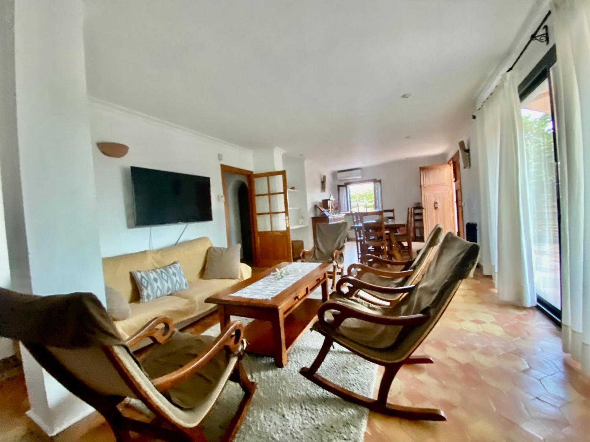 Lejlighed Ullal - Rural Charm Approx 73000 Meters And Outdoor Adventure Agritourism With Private Mountain Path Approximately 5 Minutes Walking From The Ideal For Relaxation *