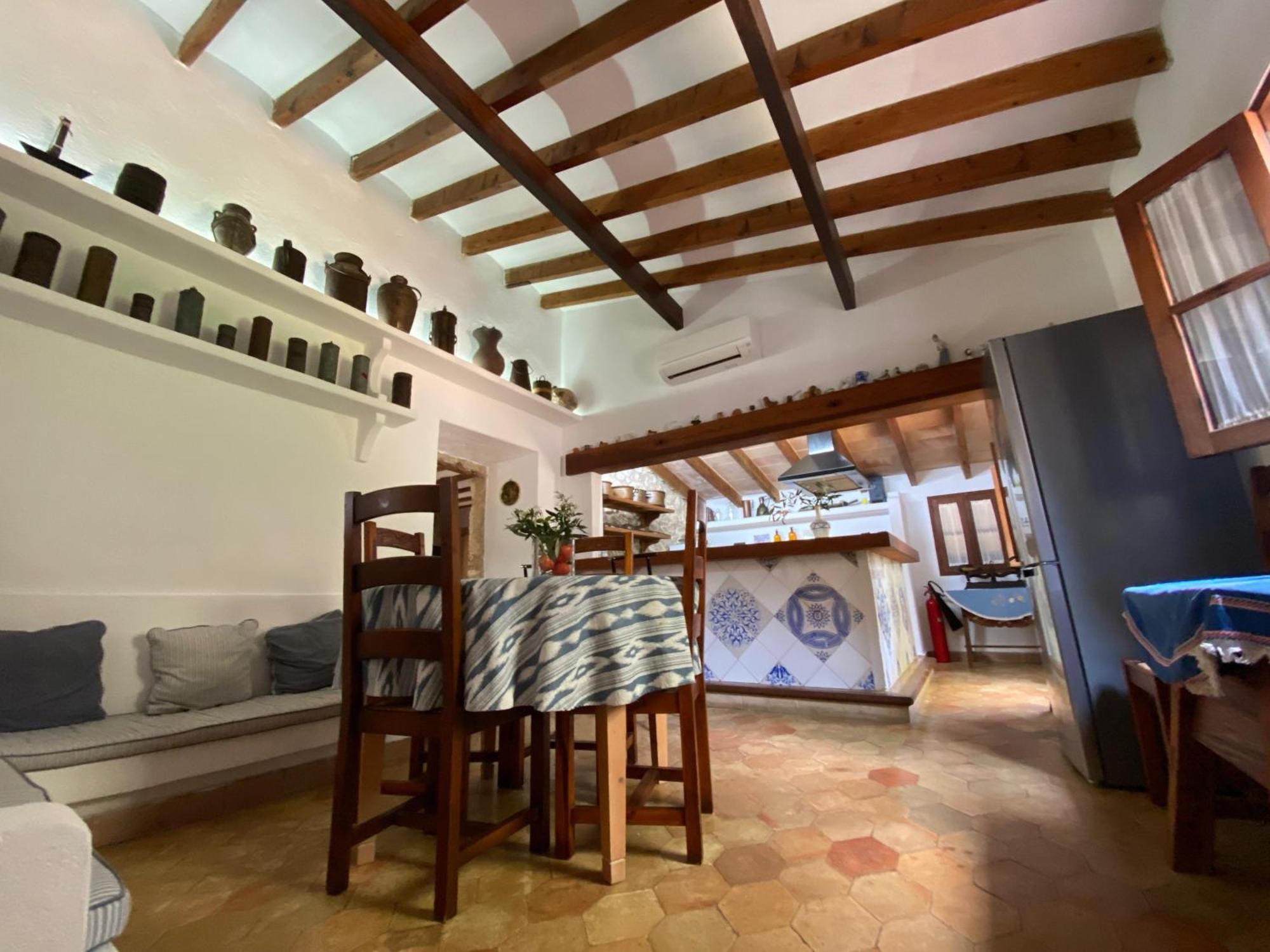 Ullal - Rural Charm Approx 73000 Meters And Outdoor Adventure Agritourism With Private Mountain Path Approximately 5 Minutes Walking From The Ideal For Relaxation *