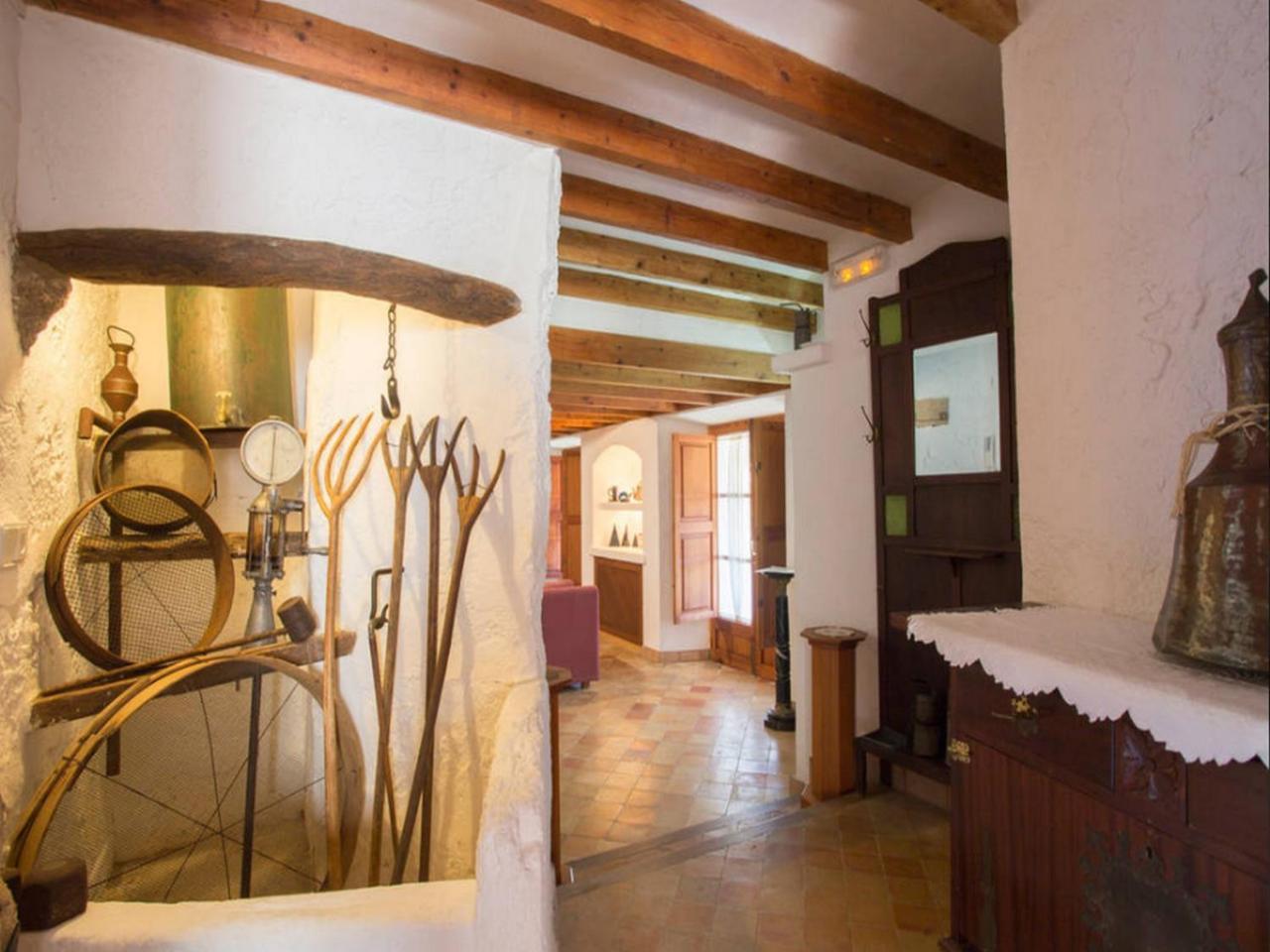 Lejlighed Ullal - Rural Charm Approx 73000 Meters And Outdoor Adventure Agritourism With Private Mountain Path Approximately 5 Minutes Walking From The Ideal For Relaxation Port de Pollença